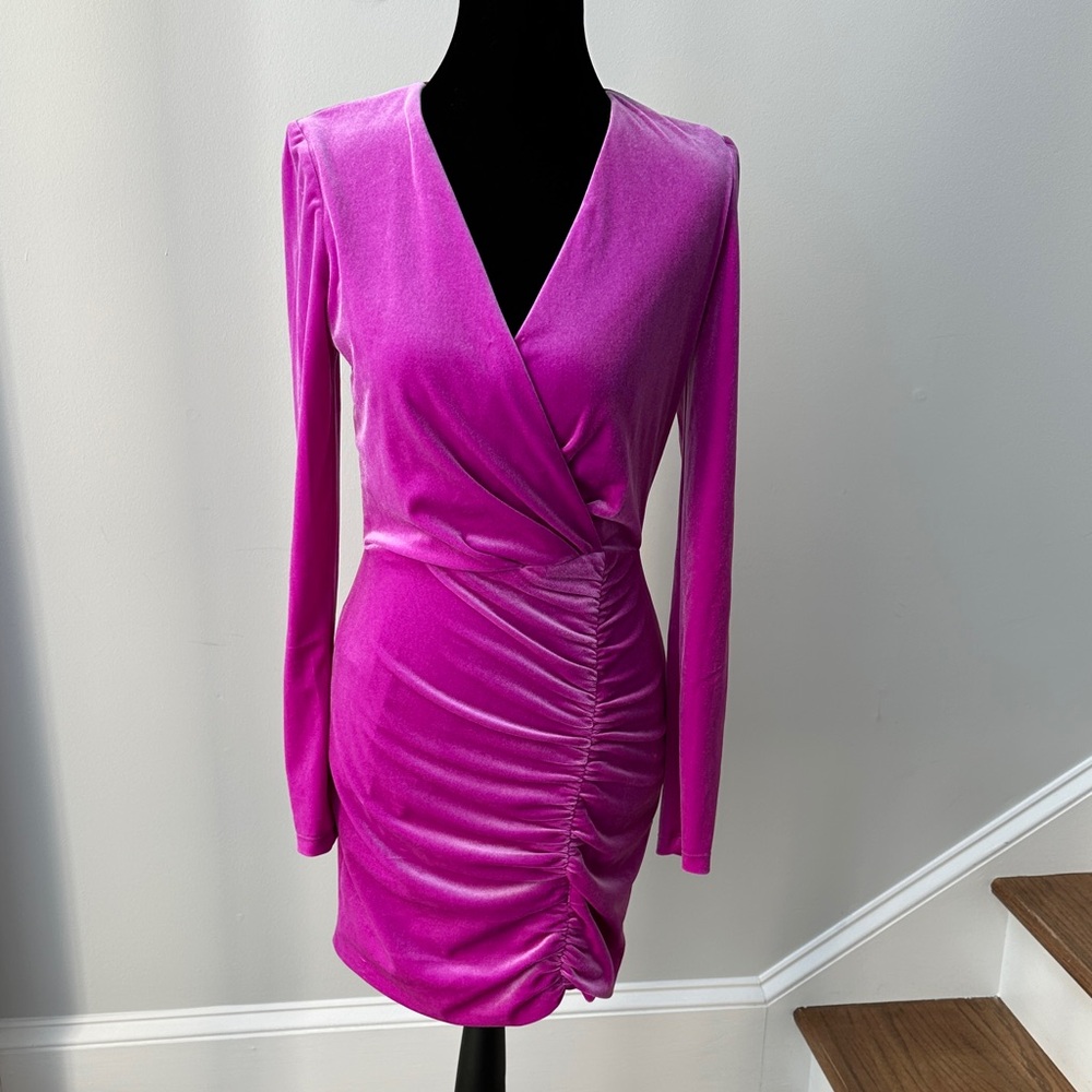 Black Halo Fuchsia Pink Velvet Long Sleeve Size 0